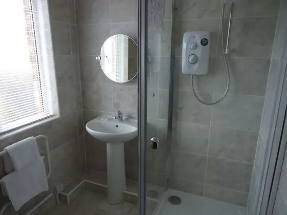 Tek Büyük Yataklı Oda, Banyolu/Duşlu (Cook)