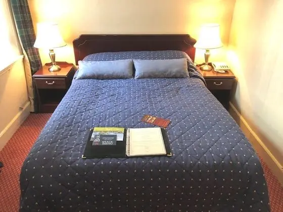 Classic Tek Büyük Yataklı Oda