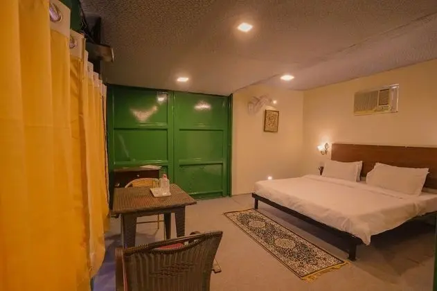 Oda (Container Room)