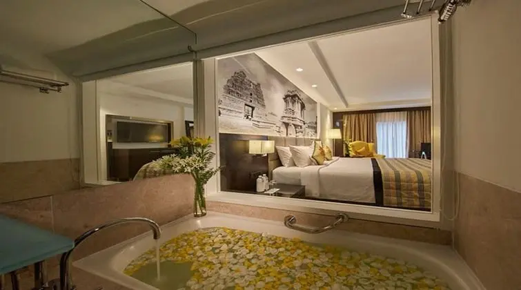 One Bedroom Suite, Non Smoking