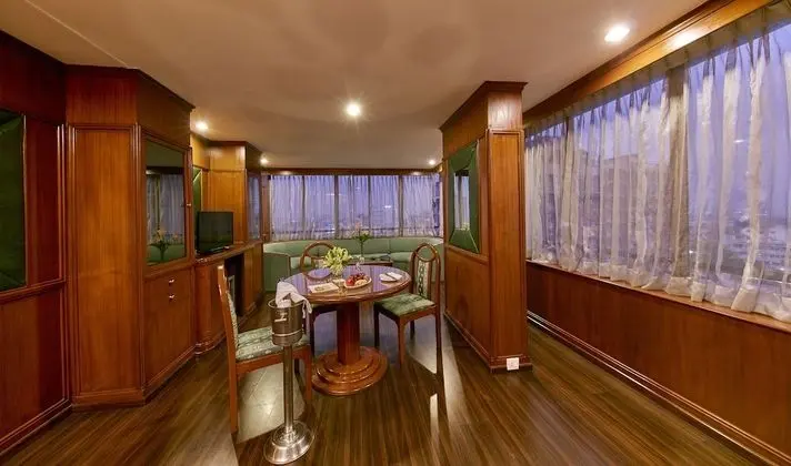 Club Superior Room