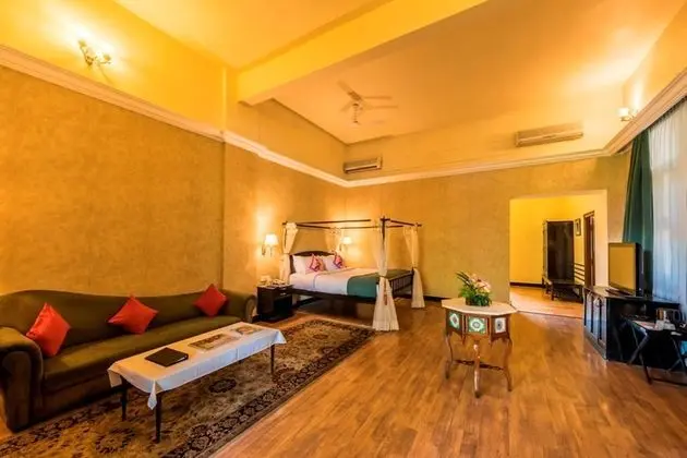 Maharaja Suite