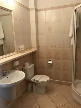 Premium Tek Büyük veya İki Ayrı Yataklı Oda