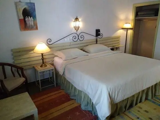 Standard Tek Büyük Yataklı Oda