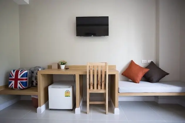 Standard Twin Room