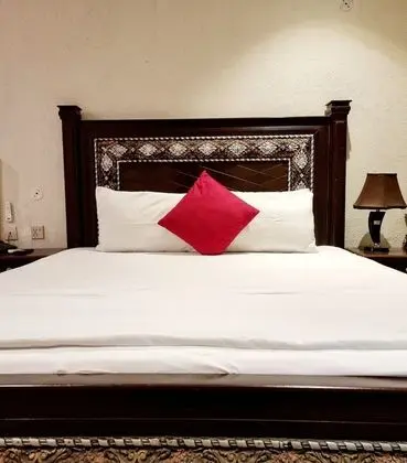 Deluxe Tek Büyük veya İki Ayrı Yataklı Oda