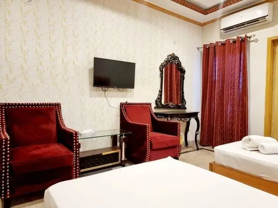 Deluxe Tek Büyük veya İki Ayrı Yataklı Oda