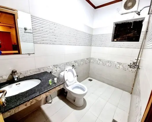 Deluxe Tek Büyük veya İki Ayrı Yataklı Oda