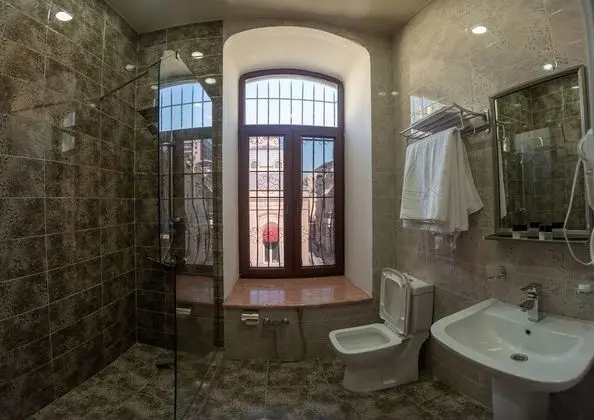 Standard Tek Büyük Yataklı Oda, Şehir Manzaralı