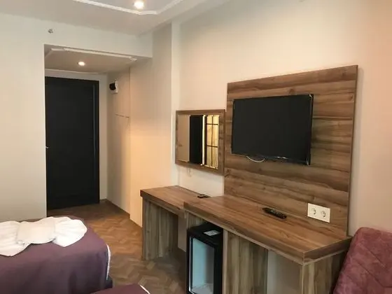 Standard Tek Büyük Yataklı Oda