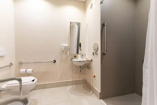Quarto Standard PNE (Portador de Necessidades Especiais)