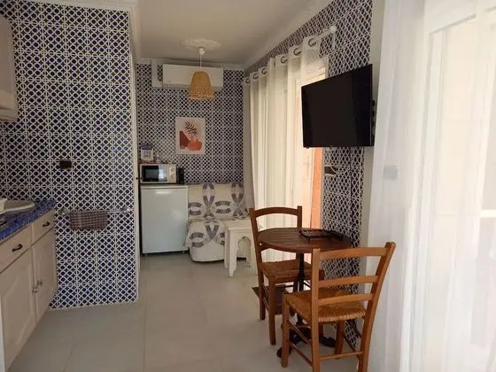 Superior Kır Evi, 1 Yatak Odası, Havuz Manzaralı