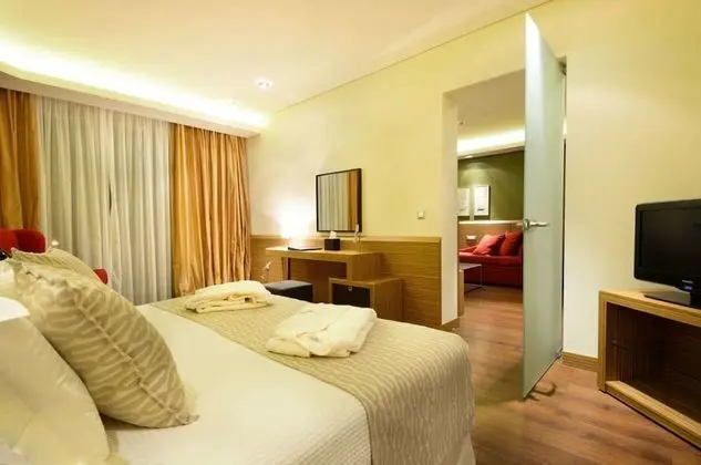 VIP Suite, Outdoor heated hot tub, Sea view