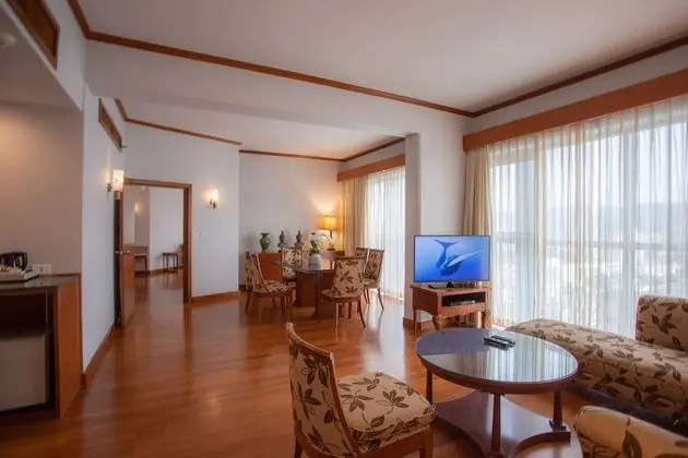 Executive Süit, 2 Yatak Odası, Sigara İçilmez, Kısmi Deniz Manzaralı