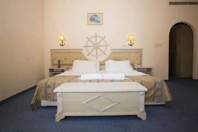 Tek Büyük Yataklı Oda, Balkon, Park Manzaralı