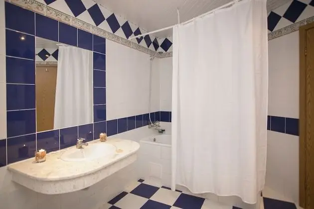 Tek Büyük Yataklı Oda, Balkon, Park Manzaralı