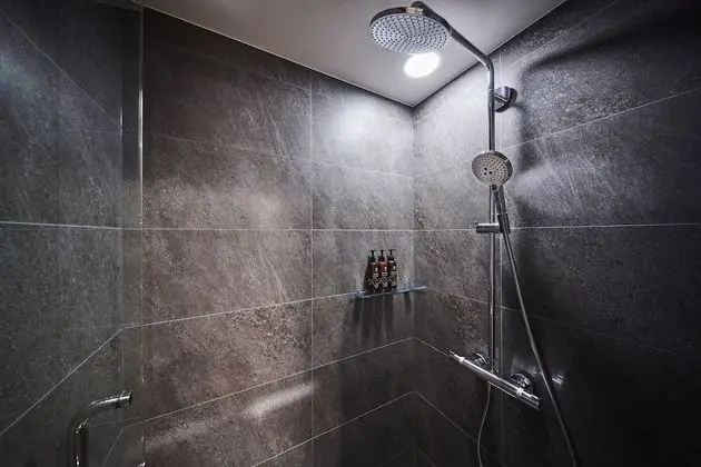 Comfort Tek Büyük Yataklı Oda, Sigara İçilmez (Shower Only)