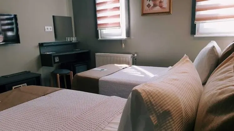 Deluxe Üç Kişilik Oda
