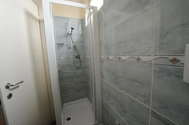 Üç Kişilik Oda, Balkon