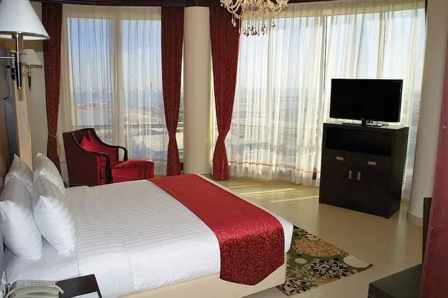 Luxury Suite