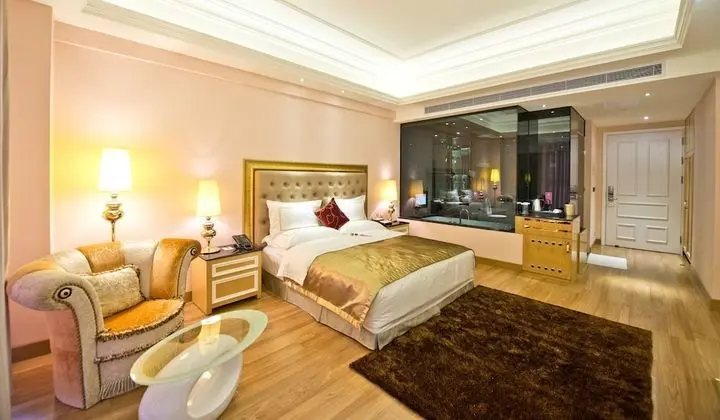 Deluxe Tek Büyük Yataklı Oda