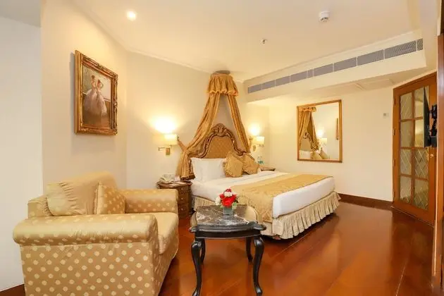 Maharaja One Bedroom Suite