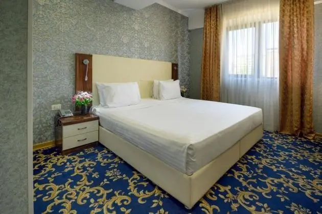 Comfort Tek Büyük veya İki Ayrı Yataklı Oda