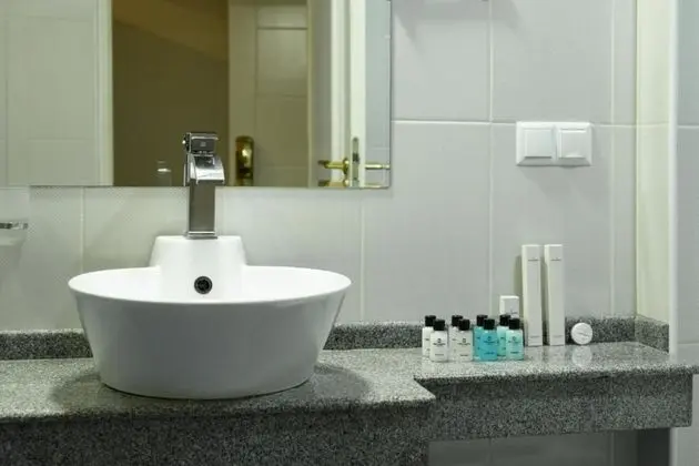 Comfort Tek Büyük veya İki Ayrı Yataklı Oda