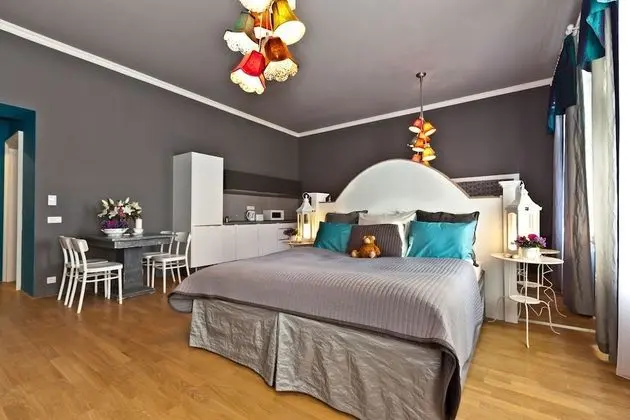 Family Stüdyo (4 Adults)