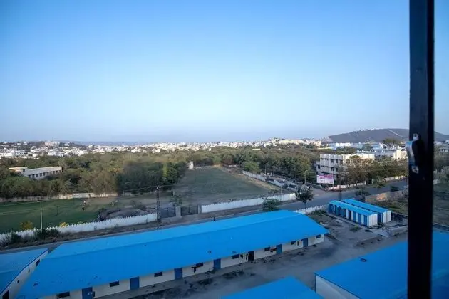 Royal Tek Büyük Yataklı Oda