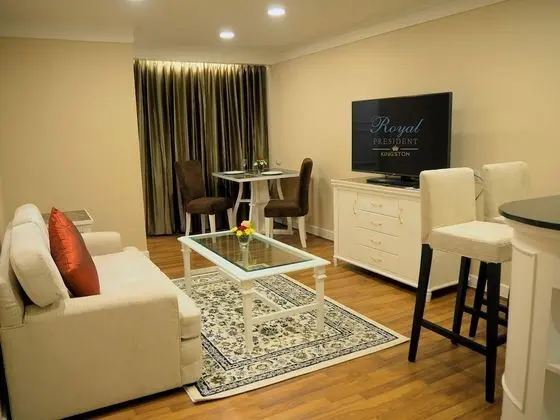 Junior Family Suite (2 Bedroom)