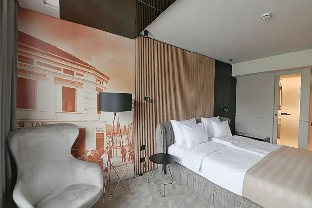Comfort Tek Büyük Yataklı Oda
