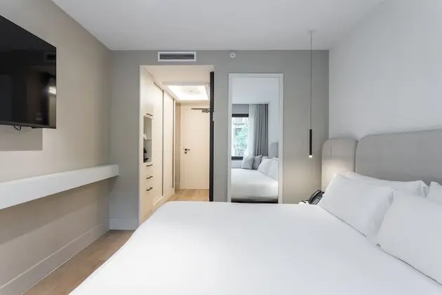Design Tek Büyük veya İki Ayrı Yataklı Oda, Şehir Manzaralı (Ramblas)