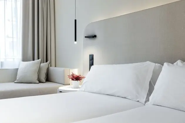 Design Tek Büyük veya İki Ayrı Yataklı Oda, Şehir Manzaralı (Ramblas)