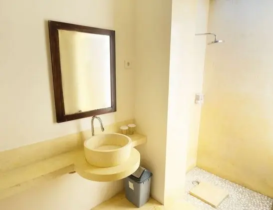 Standard Tek Büyük veya İki Ayrı Yataklı Oda