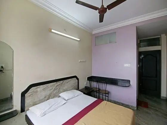Comfort Tek Büyük Yataklı Oda