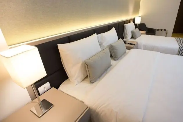 Deluxe Üç Kişilik Oda, Balkon