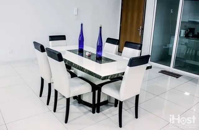 Superior Üç Kişilik Oda, 3 Yatak Odası, Küvet, Havuz Manzaralı