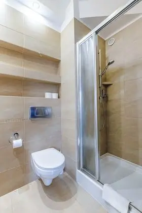Standard Oda (Shower 3 people)