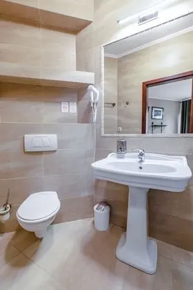 Standard Oda (Shower 3 people)