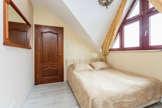 Standard Tek Büyük veya İki Ayrı Yataklı Oda (Shower )