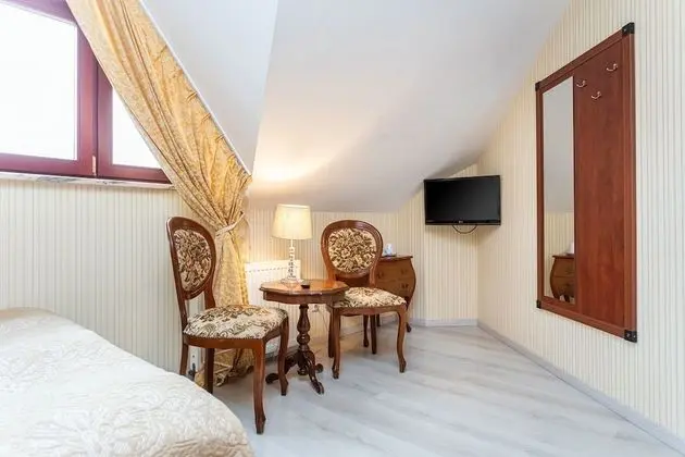 Standard Tek Büyük veya İki Ayrı Yataklı Oda (Shower )