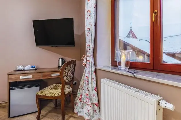 Standard Tek Büyük veya İki Ayrı Yataklı Oda (Shower )