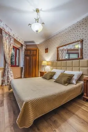 Standard Tek Büyük veya İki Ayrı Yataklı Oda (Shower )
