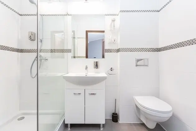 Standard Tek Büyük veya İki Ayrı Yataklı Oda (Shower )