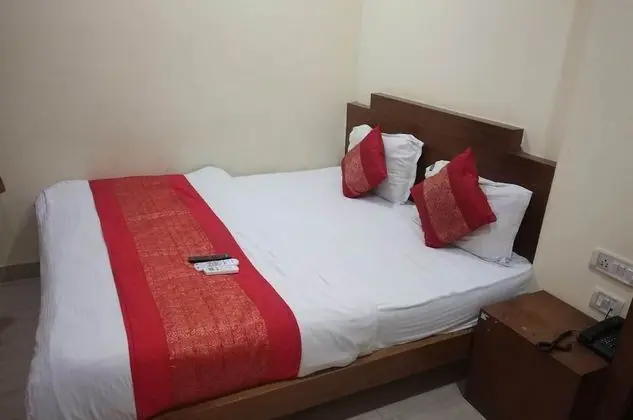 Deluxe Tek Büyük Yataklı Oda, 1 Çift Kişilik Yatak, Sigara İçilmez, Şehir Manzaralı