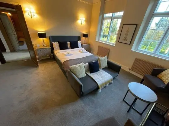 Ev (Multiple Bedrooms)