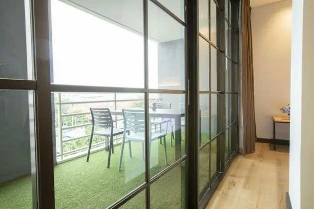 Superior Family Room (City View)