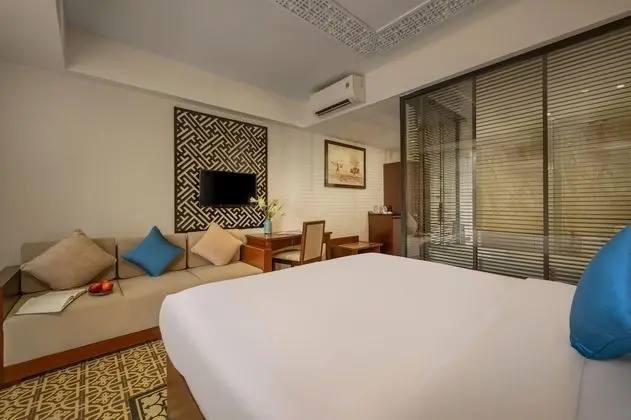 Deluxe Tek Büyük veya İki Ayrı Yataklı Oda, Şehir Manzaralı