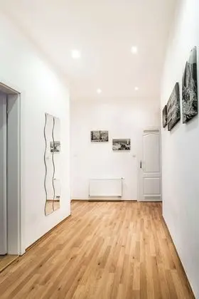 Comfort Apart Daire, 2 Yatak Odası, Sigara İçilmez, Küçük Mutfak